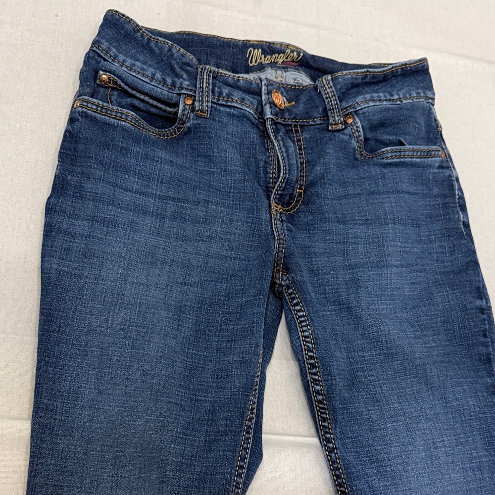 Wrangler Women's Classic Straight Leg Denim Jeans 5x32”